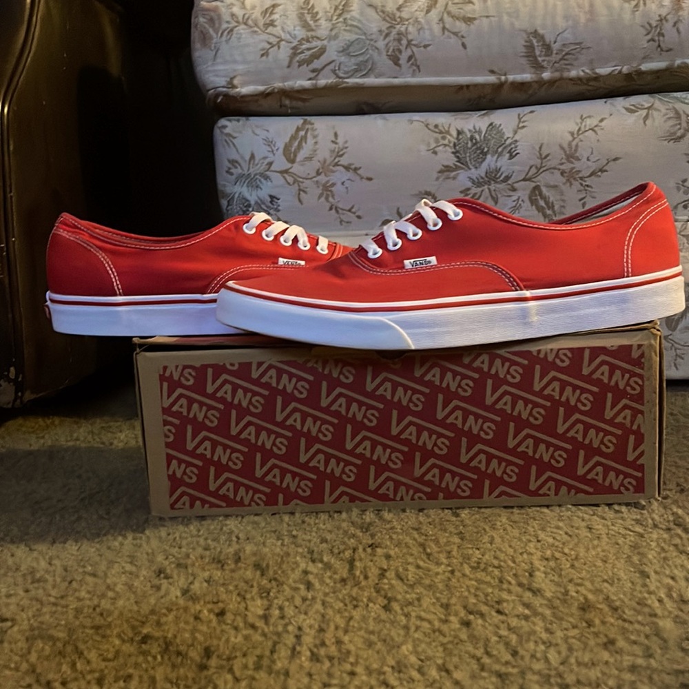 Vans - Red Authentic